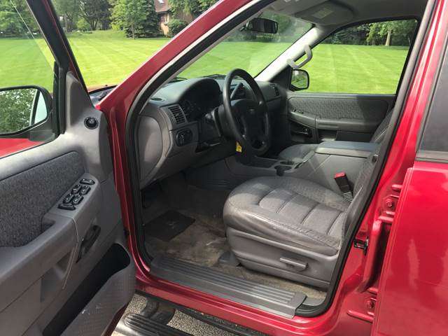 2003 Ford Explorer XLS 4dr SUV